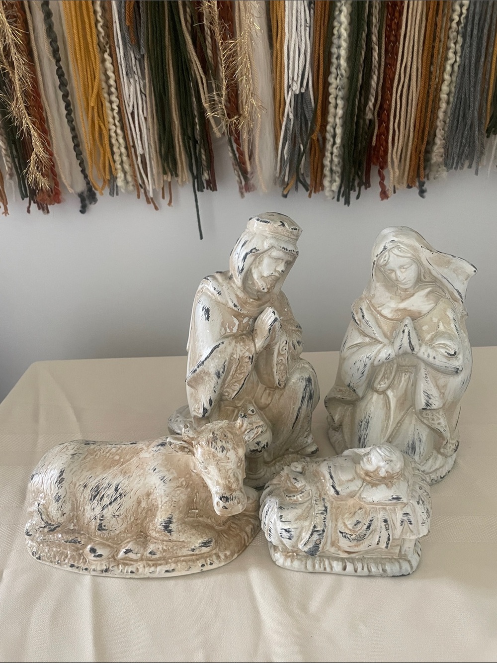 Vintage ceramic  Nativity Figurine Set